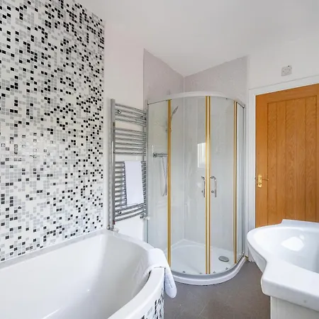 *rc98bl* For Your Relaxed & Cosy + Free Parking + Free Fast Wifi * Homestay